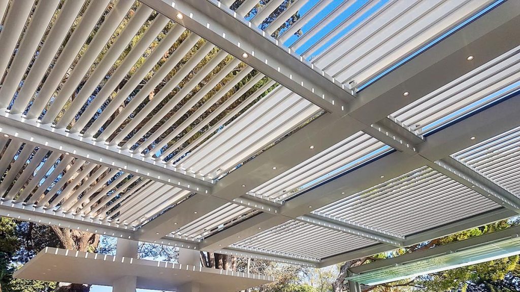 Pergola bioclimatique
