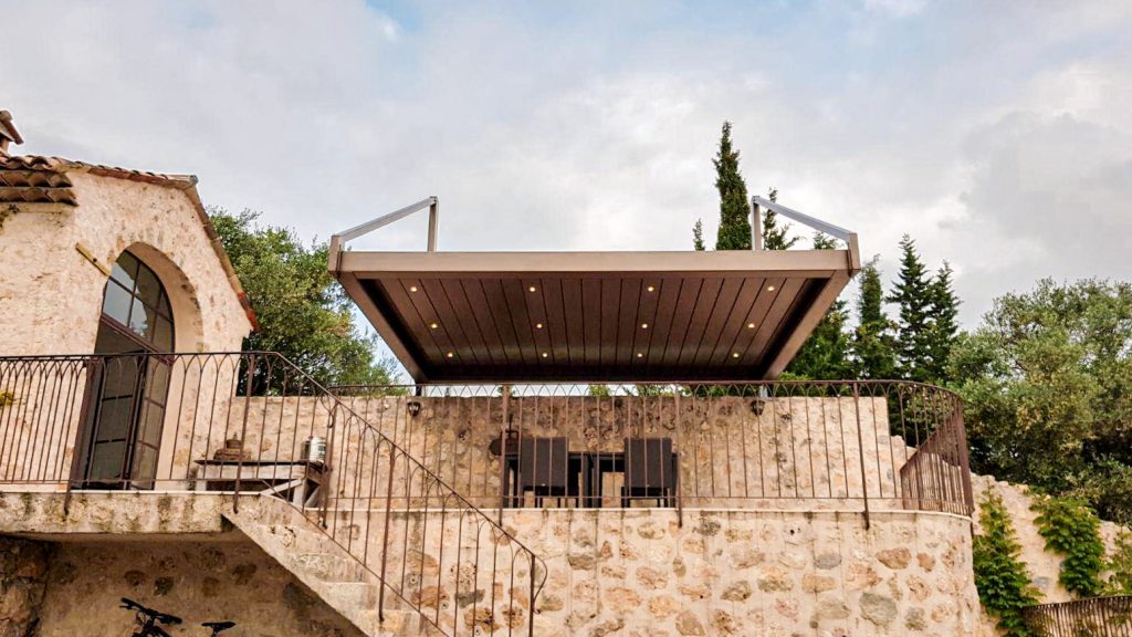 Pergola suspendue